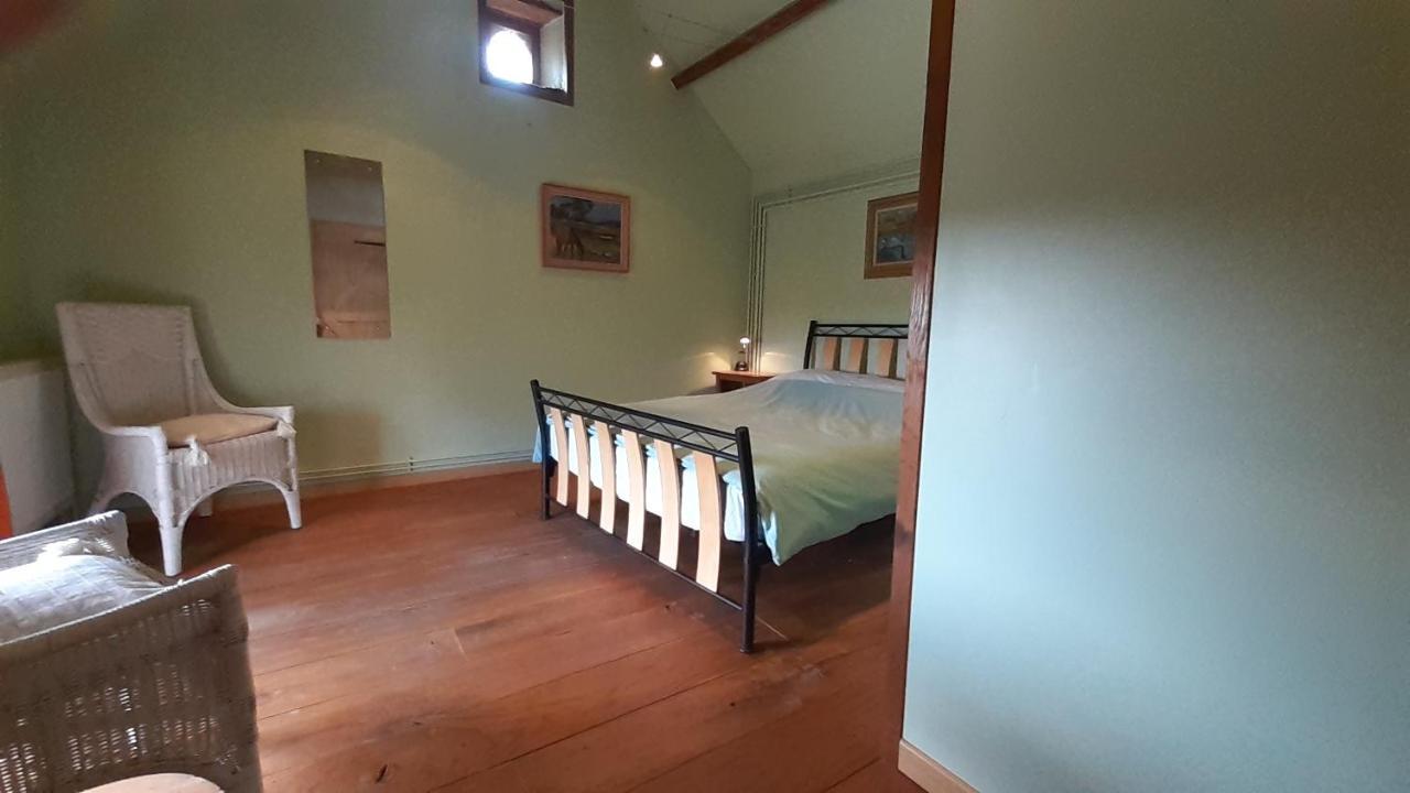 Private Farmhouse For Six In The Countryside Saint-Pierre-sur-Orthe ภายนอก รูปภาพ